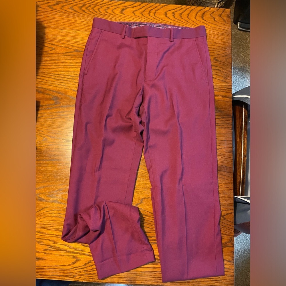 HARRY BROWN LONDON - men’s maroon dress trousers. NEW without tag.